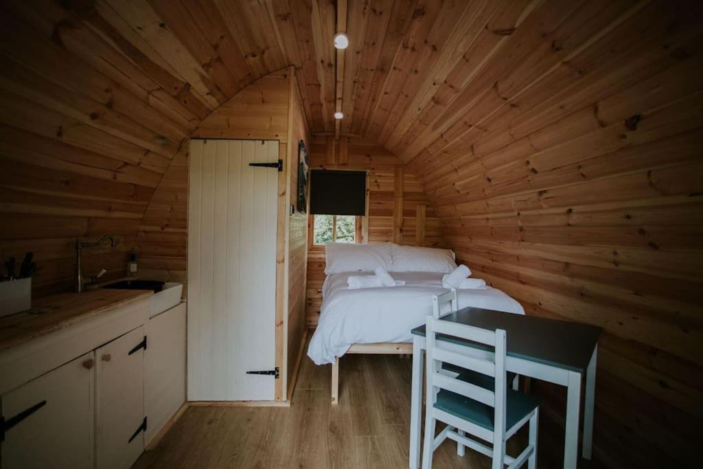 Ash Winter Retreat- Hot Tub & Log Bruner Barmouth Εξωτερικό φωτογραφία